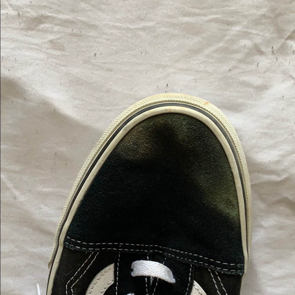 Vans - Picture 4 of 6